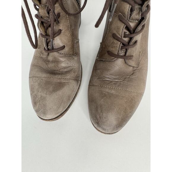 Frye Women’s Size 8 Lace Up Courtney Combat Gray Taupe Boot Block Heels Grunge - Picture 7 of 12